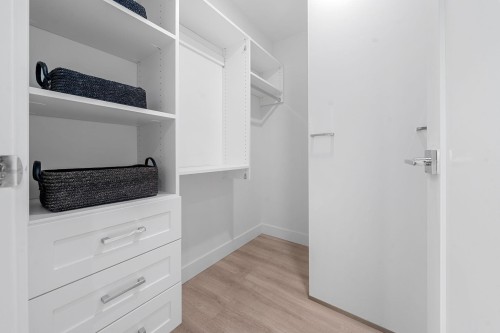 111-7161 17Th Avenue, Burnaby, BC - Indoor With Storage
