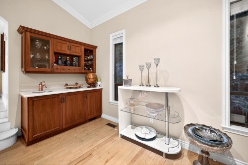1375 Burnside Road, West Vancouver, BC - Indoor