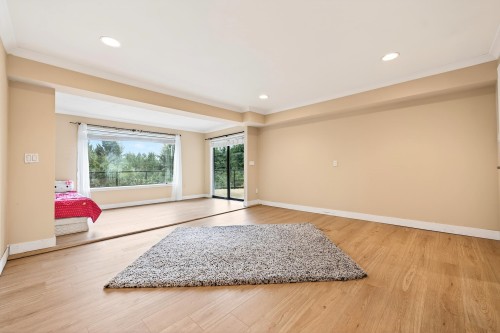 1375 Burnside Road, West Vancouver, BC - Indoor Photo Showing Other Room