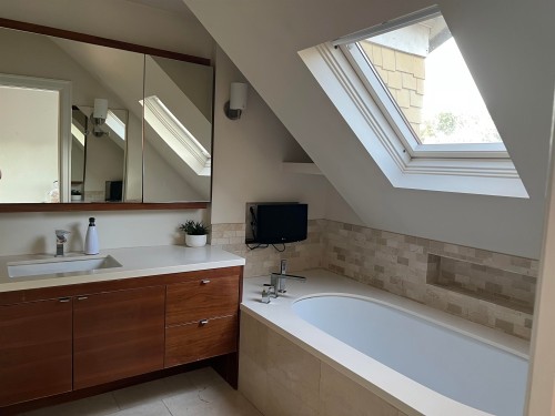3567 26Th W, Vancouver, BC - Indoor Photo Showing Bathroom