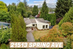 21513 Spring Avenue Maple Ridge, BC V4R 2K8