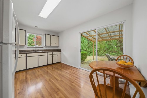 21513 Spring Avenue, Maple Ridge, BC - Indoor Photo Showing Other Room