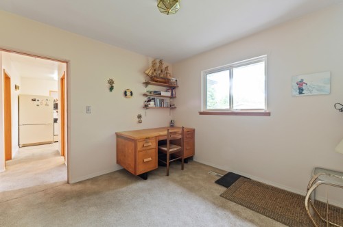 627 Harrison Avenue, Coquitlam, BC - Indoor