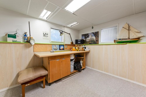 627 Harrison Avenue, Coquitlam, BC - Indoor Photo Showing Other Room