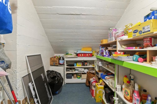 627 Harrison Avenue, Coquitlam, BC - Indoor Photo Showing Other Room