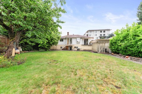 627 Harrison Avenue, Coquitlam, BC - Outdoor