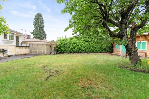 627 Harrison Avenue, Coquitlam, BC - Outdoor
