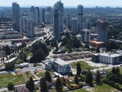 627 Harrison Avenue, Coquitlam, BC - Outdoor With View