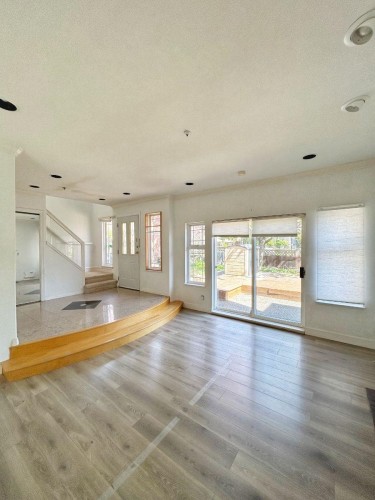 8377 Hudson Street, Vancouver, BC - Indoor