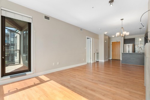 302-14200 Riverport Way, Richmond, BC - Indoor