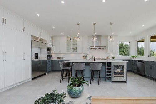 6889 Island View Road, Sechelt, BC - Indoor Photo Showing Other Room
