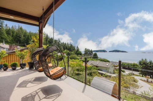 6889 Island View Road, Sechelt, BC - Outdoor With Body Of Water