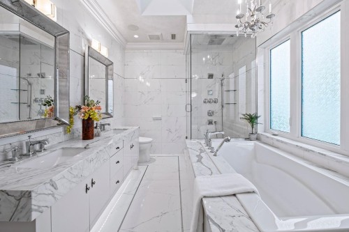 3178 23Rd Avenue W, Vancouver, BC - Indoor Photo Showing Bathroom