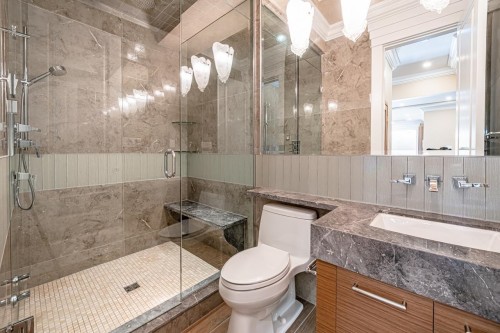 3178 23Rd Avenue W, Vancouver, BC - Indoor Photo Showing Bathroom