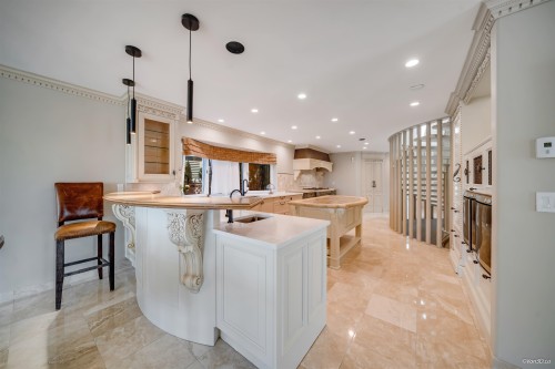 5387 Westhaven Wynd, West Vancouver, BC - Indoor Photo Showing Kitchen