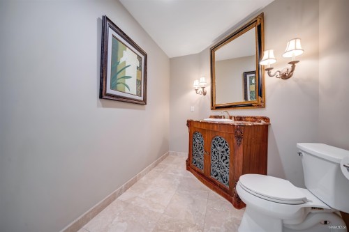 5387 Westhaven Wynd, West Vancouver, BC - Indoor Photo Showing Bathroom