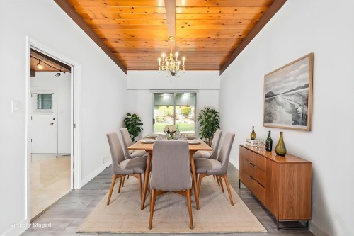 39 Mott Crescent, New Westminster, BC - Indoor Photo Showing Dining Room