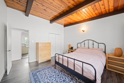 39 Mott Crescent, New Westminster, BC - Indoor Photo Showing Bedroom