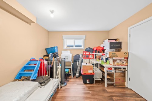 39 Mott Crescent, New Westminster, BC - Indoor
