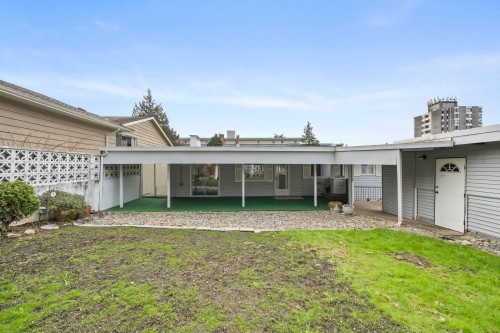 39 Mott Crescent, New Westminster, BC - Outdoor
