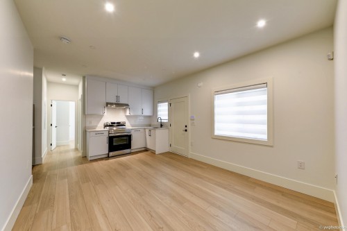 10460 Williams Road, Richmond, BC - Indoor Photo Showing Kitchen