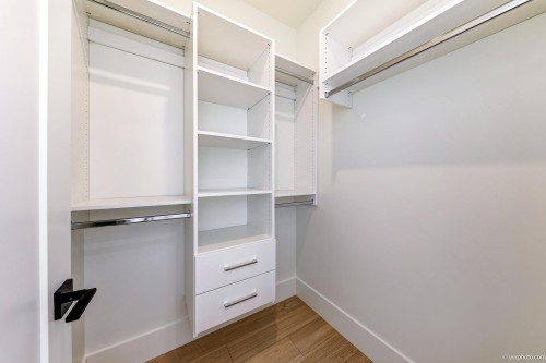 10460 Williams Road, Richmond, BC - Indoor With Storage