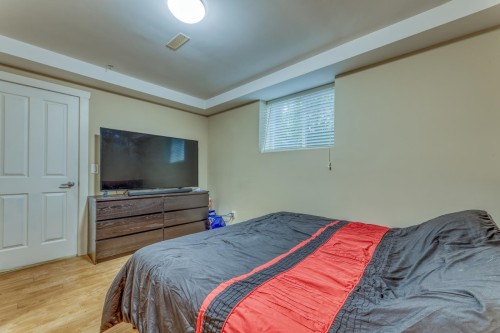 22834 Foreman Drive, Maple Ridge, BC - Indoor Photo Showing Bedroom