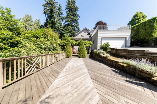 1788 Gordon Avenue, West Vancouver, BC - Outdoor With Deck Patio Veranda