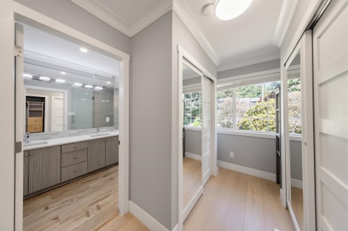 1788 Gordon Avenue, West Vancouver, BC - Indoor