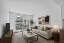 907-8199 Capstan Way, Richmond, BC  - Indoor Photo Showing Living Room 
