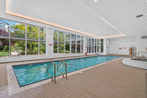 907-8199 Capstan Way, Richmond, BC - Indoor Photo Showing Other Room With In Ground Pool