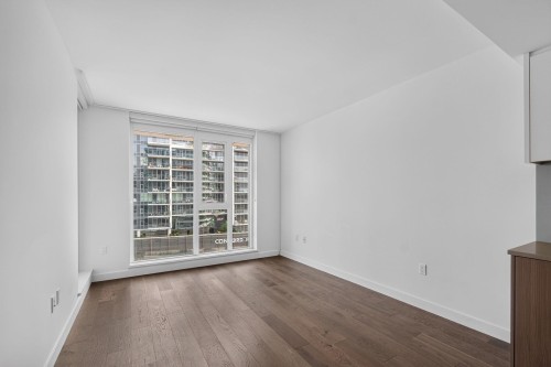 907-8199 Capstan Way, Richmond, BC - Indoor Photo Showing Other Room