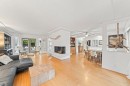 507 Jefferson Avenue, Coquitlam, BC  - Indoor Photo Showing Living Room With Fireplace 