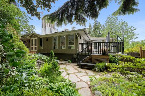 507 Jefferson Avenue, Coquitlam, BC - Outdoor With Deck Patio Veranda