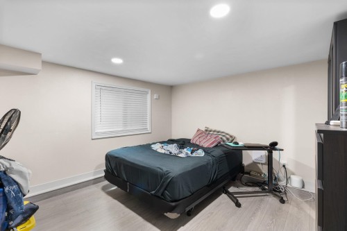 1315 Pitt River Road, Port Coquitlam, BC - Indoor Photo Showing Bedroom