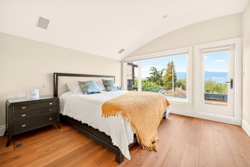 3835 12Th Avenue W, Vancouver, BC - Indoor Photo Showing Bedroom