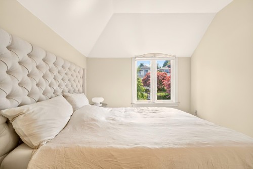 3835 12Th Avenue W, Vancouver, BC - Indoor Photo Showing Bedroom