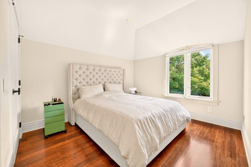 3835 12Th Avenue W, Vancouver, BC - Indoor Photo Showing Bedroom