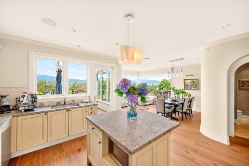 3835 12Th Avenue W, Vancouver, BC - Indoor Photo Showing Kitchen