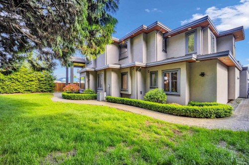 7280 Lombard Road, Richmond, BC - Outdoor With Facade