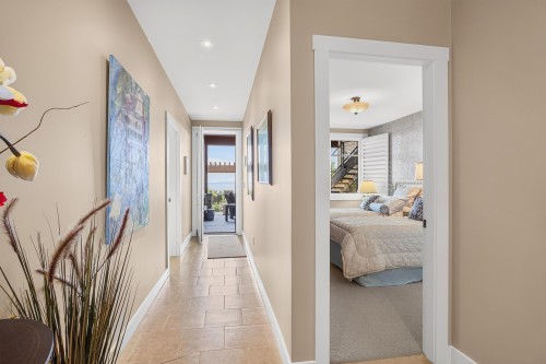 6001 Silverstone Lane, Sechelt, BC - Indoor Photo Showing Other Room