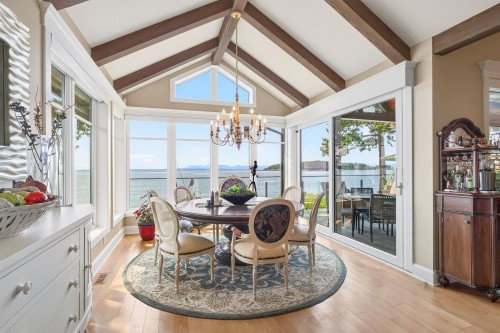 6001 Silverstone Lane, Sechelt, BC - Indoor Photo Showing Dining Room