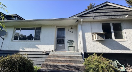 3831 Marine Drive, Burnaby, BC - Outdoor
