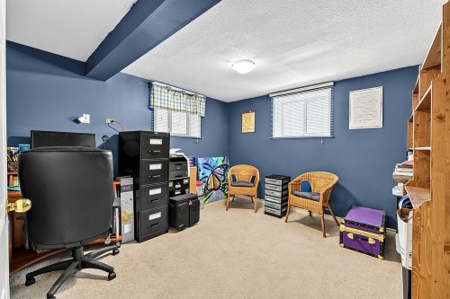 415 Eighth Avenue E, New Westminster, BC - Indoor