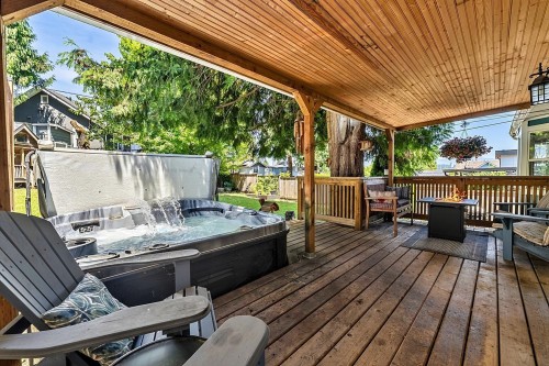 415 Eighth Avenue E, New Westminster, BC - Outdoor With Deck Patio Veranda With Exterior