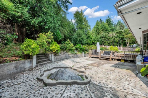 341 Rabbit Lane, West Vancouver, BC - Outdoor