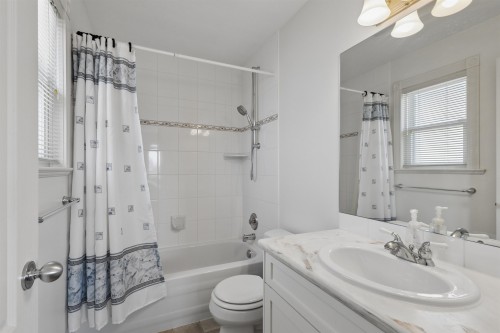 1160 57Th Avenue W, Vancouver, BC - Indoor Photo Showing Bathroom
