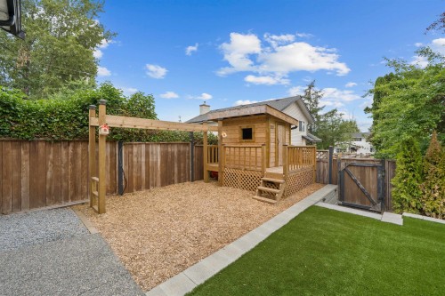 22715 124 Avenue, Maple Ridge, BC - Outdoor
