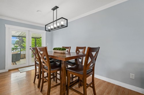 22715 124 Avenue, Maple Ridge, BC - Indoor Photo Showing Dining Room