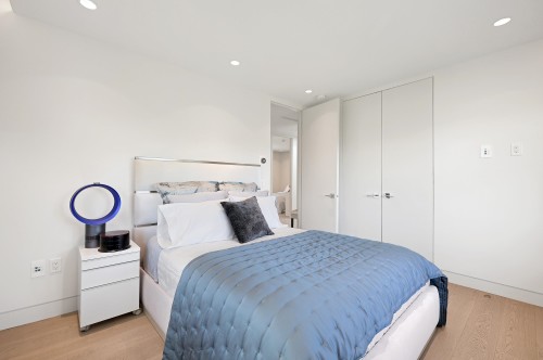1407 33Rd Avenue W, Vancouver, BC - Indoor Photo Showing Bedroom